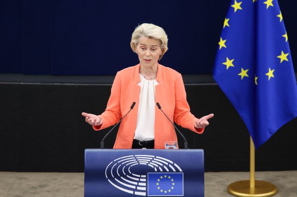 Kommissionspräsidentin Ursula von der Leyen hält die Rede zur Lage der Union