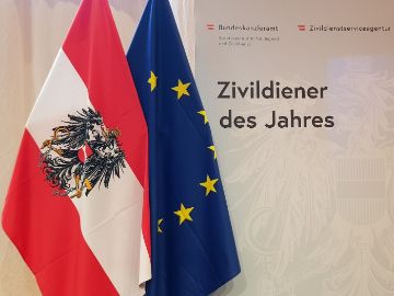 Grafik Zivildiener des Jahres mit Österreich-Flagge und EU-Flagge