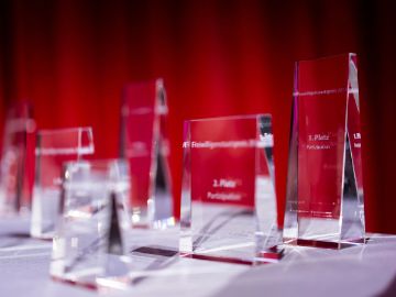 Pokale vom Freiwilligenstaatspreis  